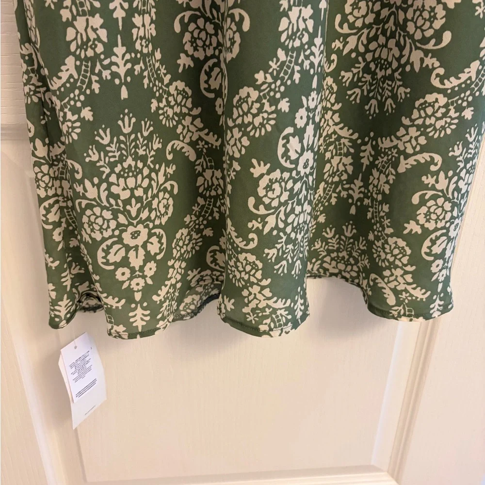 Abercrombie & Fitch New Olive Green Floral Maxi Dress with Flutter Sleeves MP